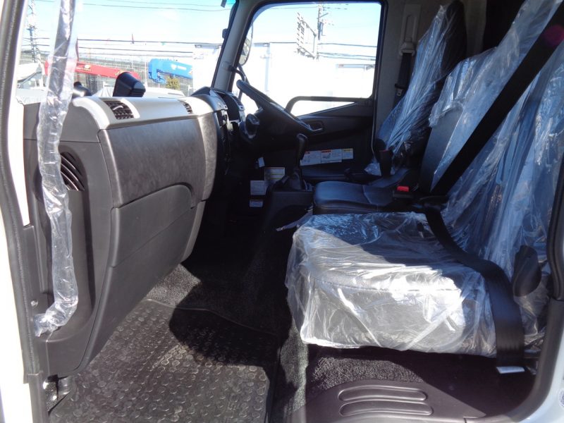 三菱 中型トラック アームロール(スーパーパッケージ) 画像