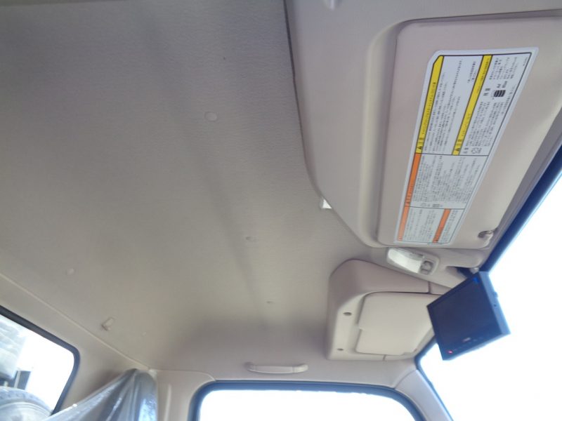 三菱 小型トラック 塵芥車(プレス式)5.3m3 画像