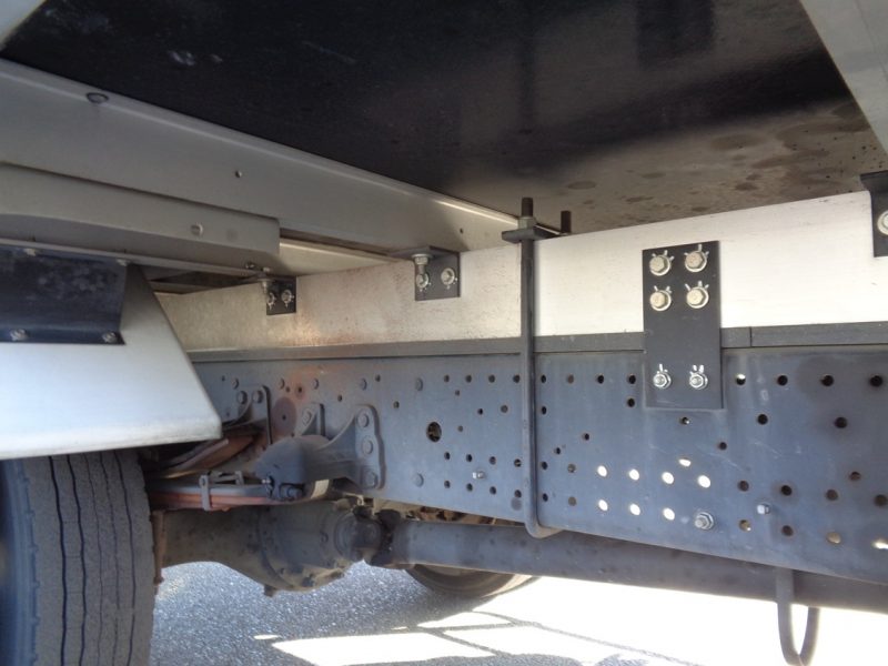 いすゞ 中型トラック 冷凍車PG付 画像