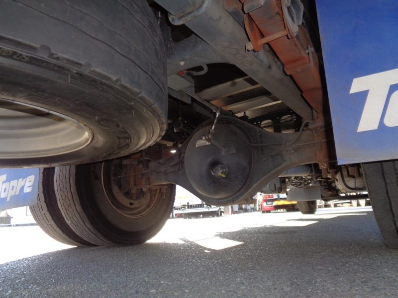 いすゞ 中型トラック 冷凍車PG付 画像