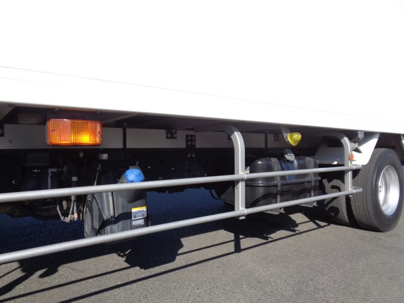 いすゞ 中型トラック 冷凍車PG付 画像