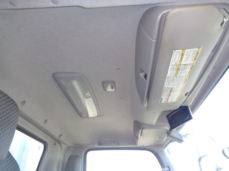 いすゞ 中型トラック 冷凍車PG付 画像