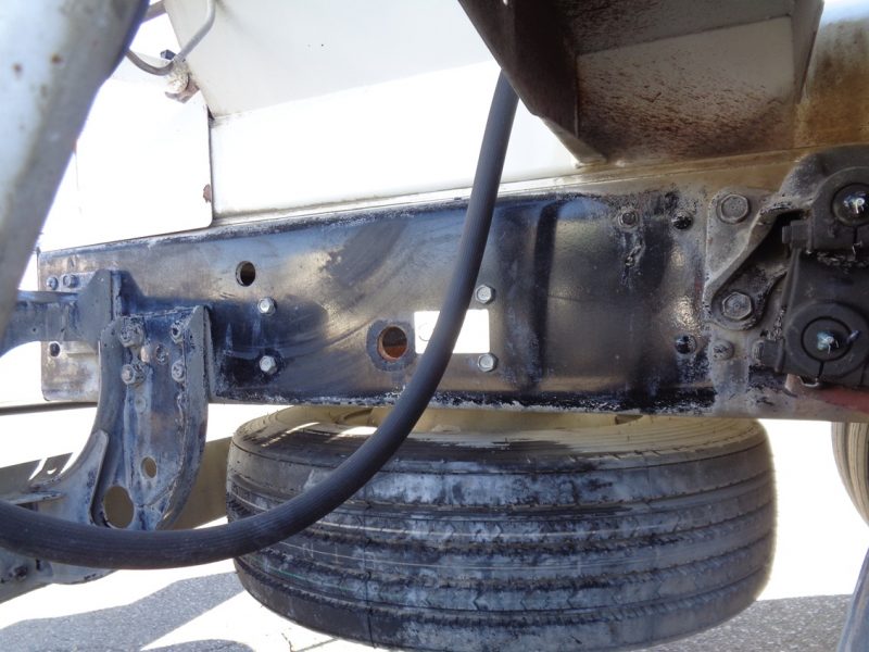 三菱 大型トラック 増tミキサー3.2m3カヤバ 画像