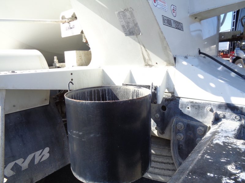 三菱 大型トラック 増tミキサー3.2m3カヤバ 画像