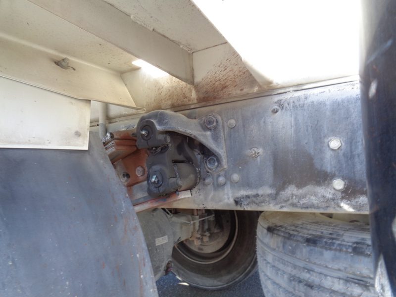 三菱 大型トラック 増tミキサー3.2m3カヤバ 画像