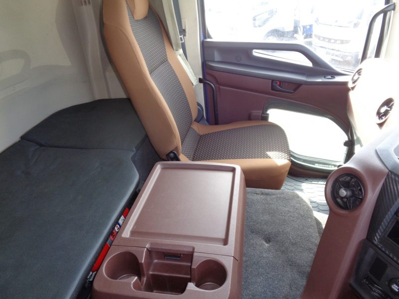 日野 大型トラック コンテナ専用車エアサス(海コン) 画像