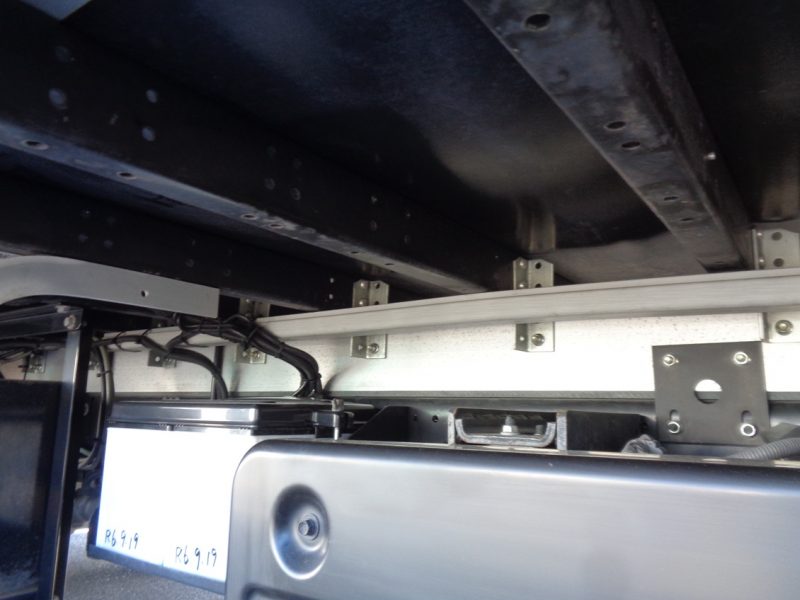 いすゞ 中型トラック ウィングワイド格納PG付(スムーサー)床鉄板 画像