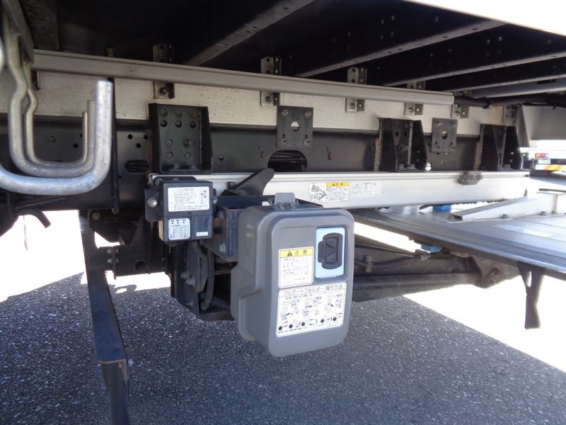 いすゞ 中型トラック ウィングワイド格納PG付(スムーサー)床鉄板 画像