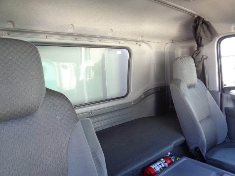 いすゞ 中型トラック ウィングワイド格納PG付(スムーサー)床鉄板 画像