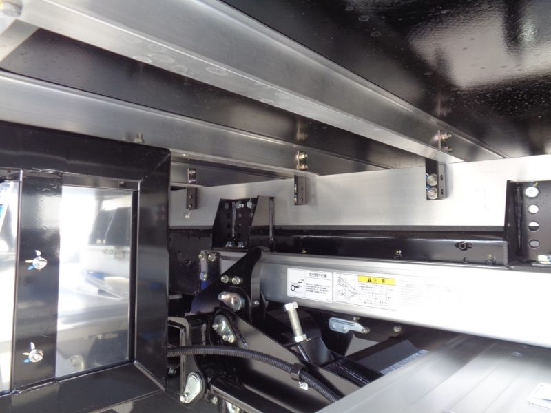 三菱 中型トラック 冷凍車ワイドエアサス格納PG付(スタンバイ) 画像