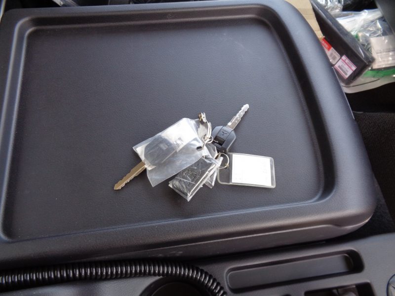 三菱 中型トラック 冷凍車ワイドエアサス格納PG付(スタンバイ) 画像