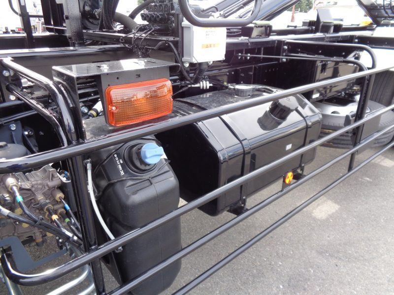 三菱 大型トラック フックロールGVW22t(シフトパイロット) 画像