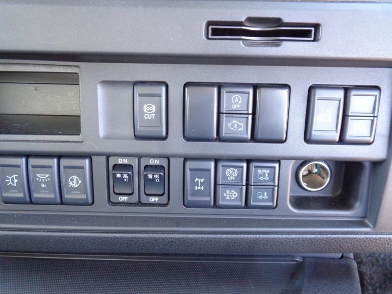 いすゞ 大型トラック ウィングエアサス融雪仕様(デフロック) 画像