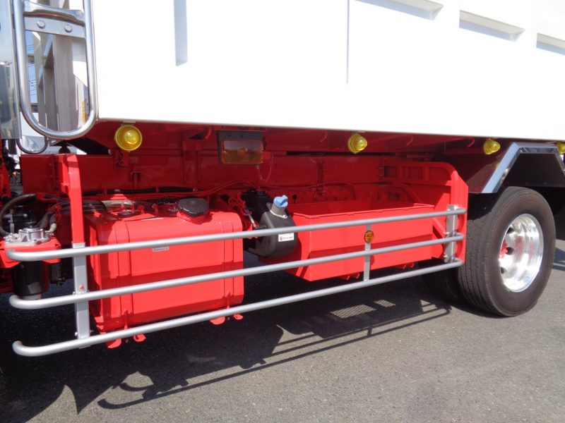 三菱 大型トラック 増t深ダンプ(7.2t)4.15m 画像