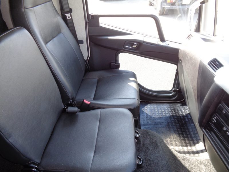 三菱 大型トラック 増t深ダンプ(7.2t)4.15m 画像