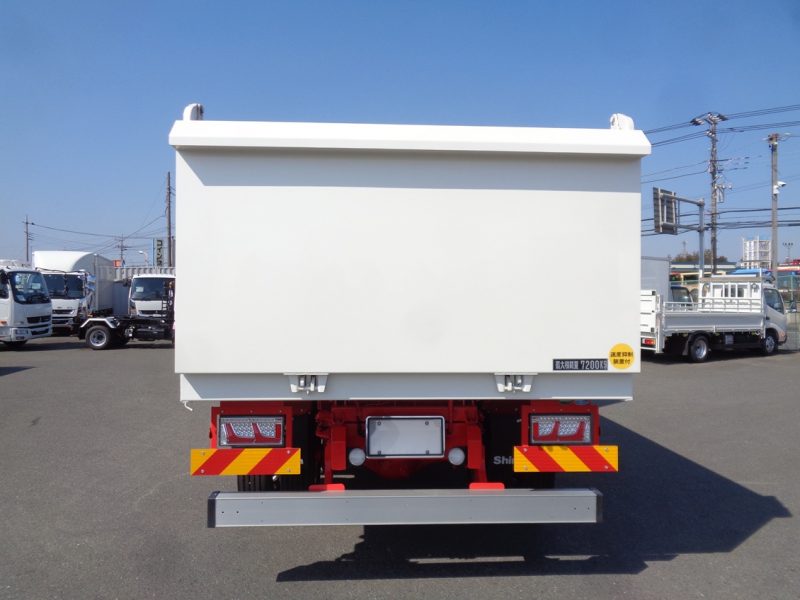 三菱 大型トラック 増t深ダンプ(7.2t)4.15m 画像