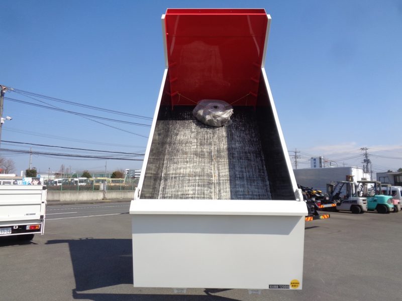 三菱 大型トラック 増t深ダンプ(7.2t)4.15m 画像